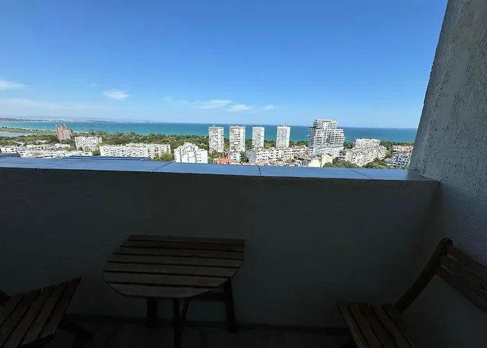 панорама лазур Apartment Burgas